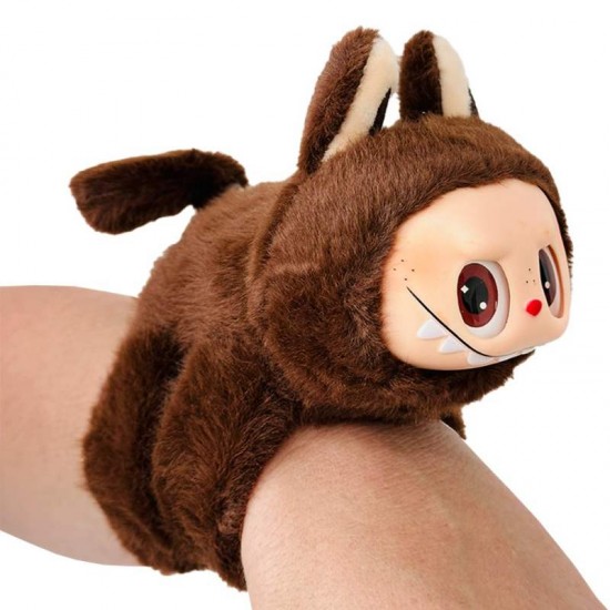 BRINQ LABUBU AGARRADINHO